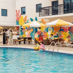 golden-sands-suites.dubaihotelsoffers.com/